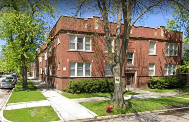 5458 West Byron St. photos photos