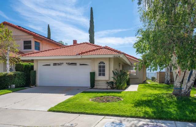 Sparkling Clean 3 Bedroom, 2 Bath Home with a View! photos photos