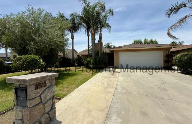 Cute 3 Bed/2 Bath SE Bakersfield Home w/ RBP & $0 Deposit Option photos photos