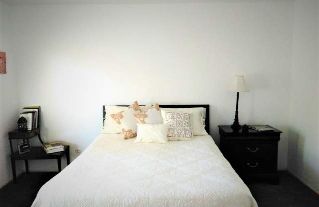 3060 Saddlewood Drive photos photos