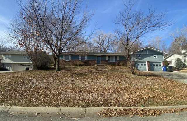 1913 Jenny Wren Road photos photos