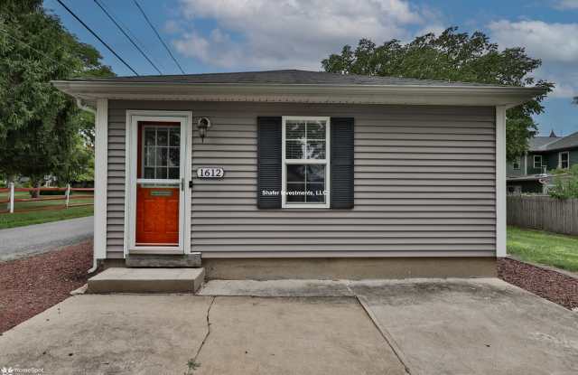 1612 Center Street photos photos
