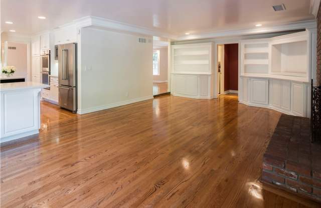 4139 Meadow Lark Drive Gallery 3