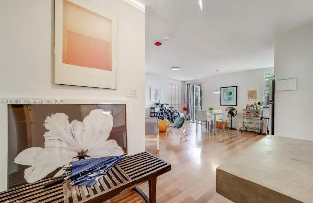 420 15th St photos photos