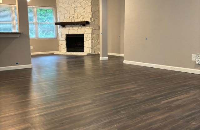 Updated home, corner lot w lots of trees! Gallery 3
