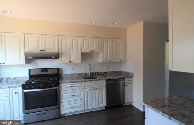 103 LAZY HOLLOW DR Gallery 4