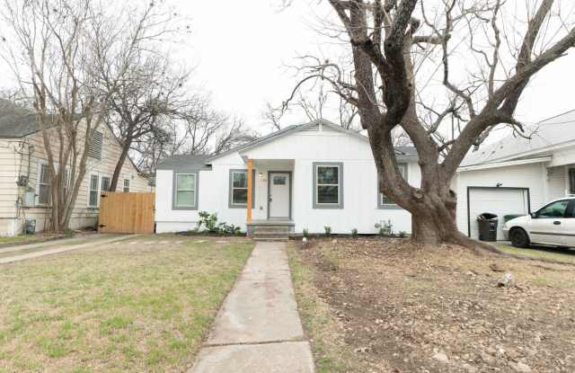 Stylish Historic Home In San Antonio - 1324 Center Street, San Antonio, TX 78202 Stylish Historic Home In San Antonio - 1324 Center Street, San Antonio, TX 78202