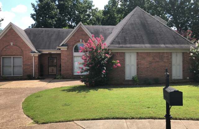 4 Success is now offering this spacious 3 bedroom home. photos photos