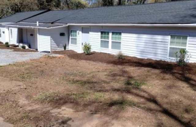 heat/air stove refrigerator/near downtown photos photos