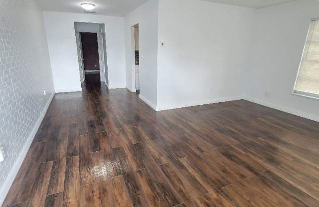 59 Hamlin Court Gallery 3