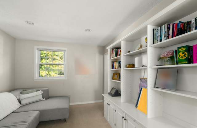 60 Hammond Pond Parkway Gallery 3