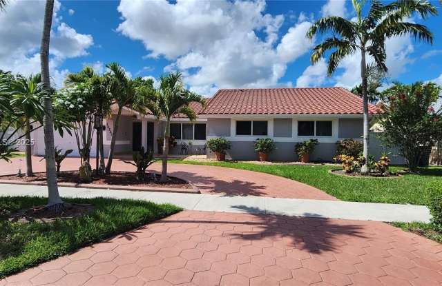 14260 SW 37th St photos photos