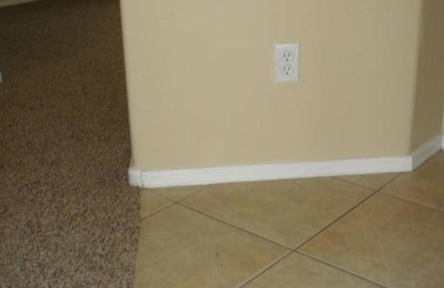 2569 E ERIE Court Gallery 3