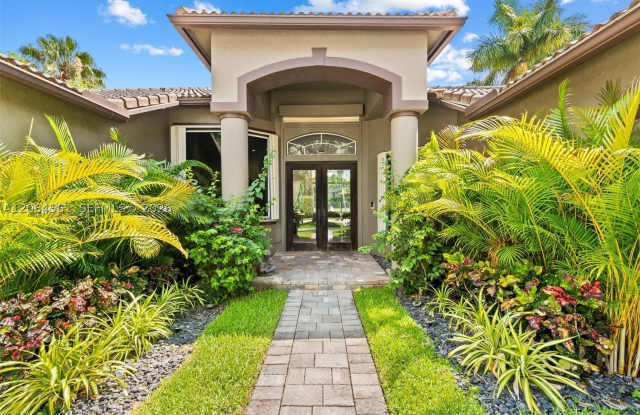 2498 Eagle Run Dr Gallery 3