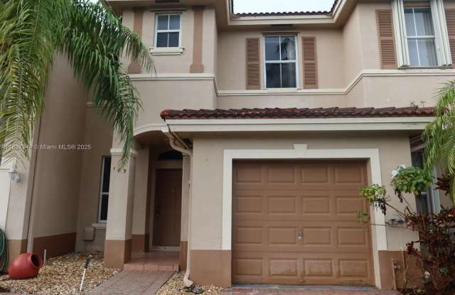 185 Riverwalk Cir photos photos