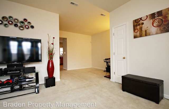 4774 Bluejay Way Gallery 4