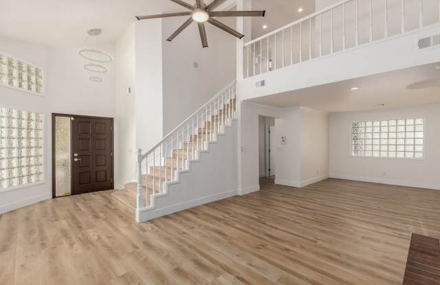 GUARD GATED LAS VEGAS COUNTRY CLUB!! RECENTLY UPGRADEDT/0! Gallery 4