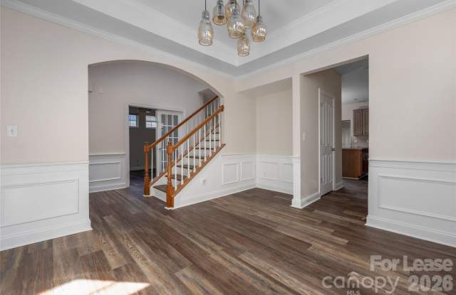 15613 Seafield Lane Gallery 4
