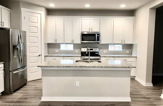 Spacious open floorplan with lots of light photos photos