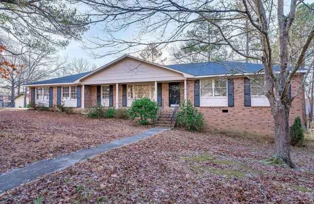 Charming 3 bedroom, 2 bathroom home located in Irmo, SC photos photos