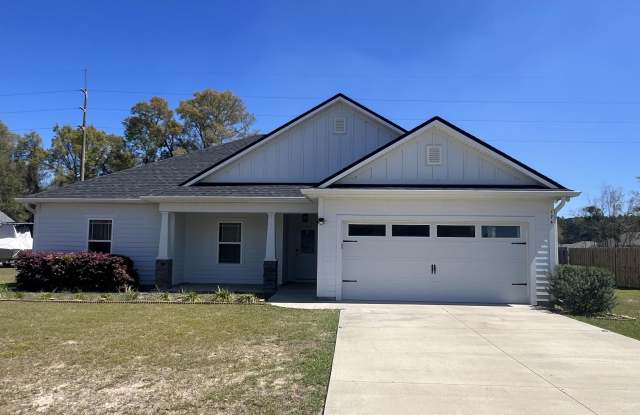 174 Linzy Store Road - 174 Linzy Store Road, Crawfordville, FL 32327