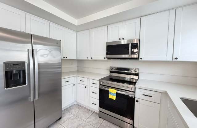 2BR/1.5BA Condo in the heart of Oceanside photos photos 2BR/1.5BA Condo in the heart of Oceanside photos photos