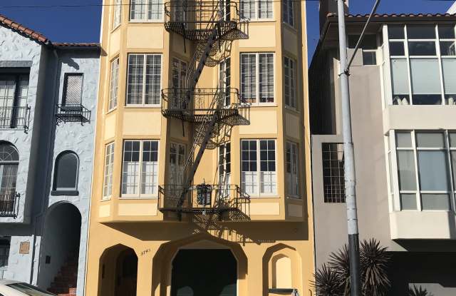 3745 Divisadero Street Gallery 1