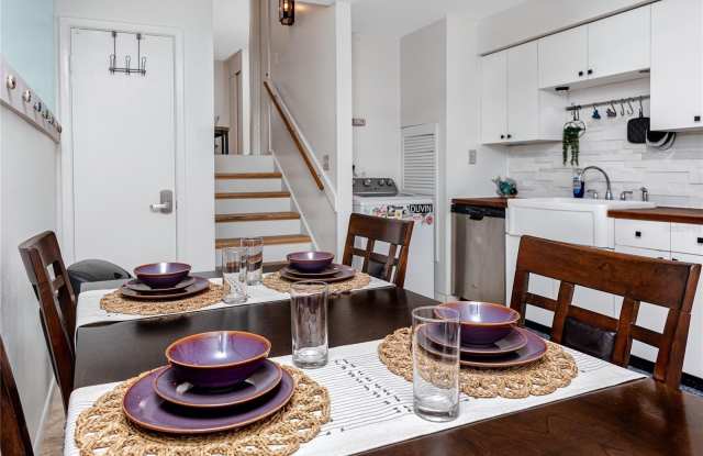 4229 LA PALMA Court Gallery 2