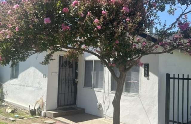 933 Kenwood Avenue - 1 Gallery 1