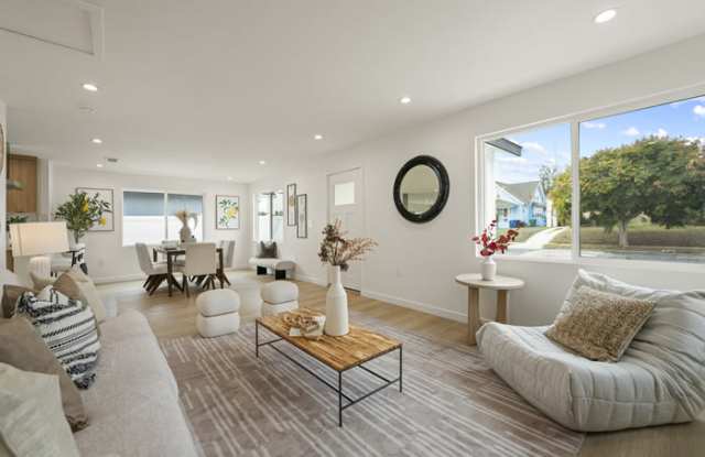 5308 South Victoria Avenue photos photos