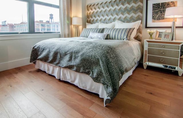 312 Coles st - 312 Coles Street, Jersey City, NJ 07310