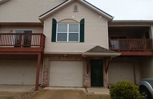 1904 Griffon - 1904 Griffon Drive, Lafayette, IN 47909