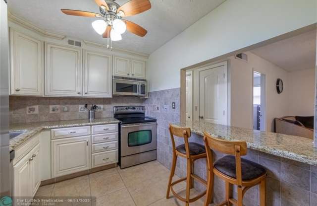 701 Lori Dr photos photos