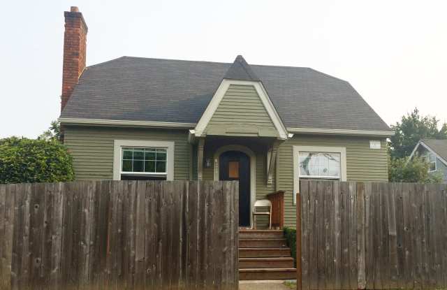 671 East 17th Ave - 671 East 17th Avenue, Eugene, OR 97401