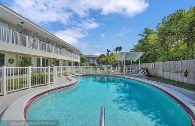 2501 N Ocean Blvd photos photos