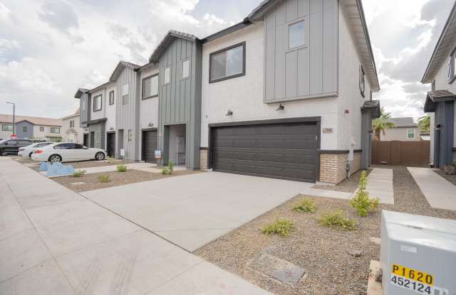 7444 S 75TH LANE - 7444 South 75th Lane, Phoenix, AZ 85339