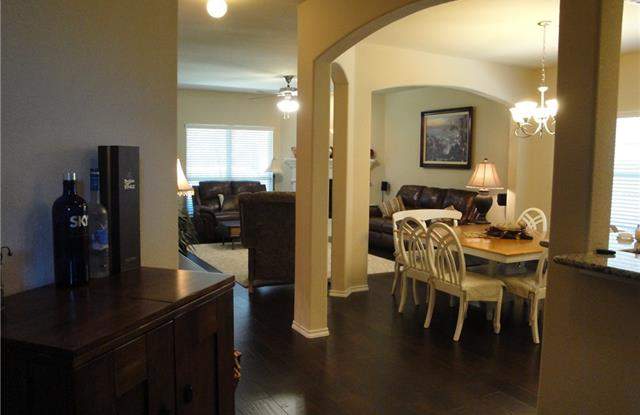 9921 Moccasin Creek Lane Gallery 3