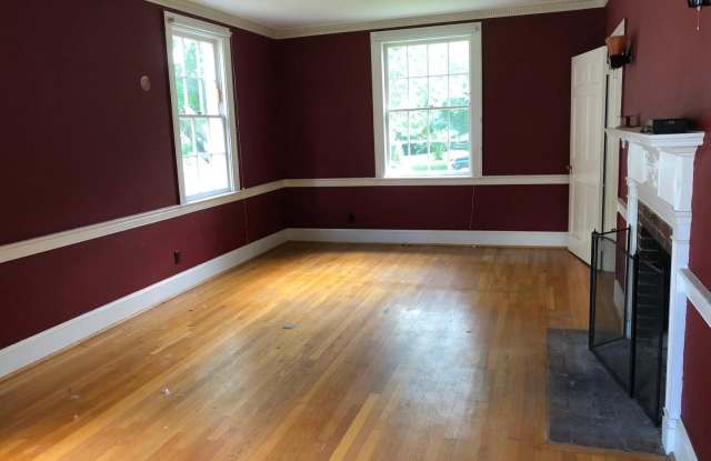 4843 BUTTERWORTH PL NW Gallery 4