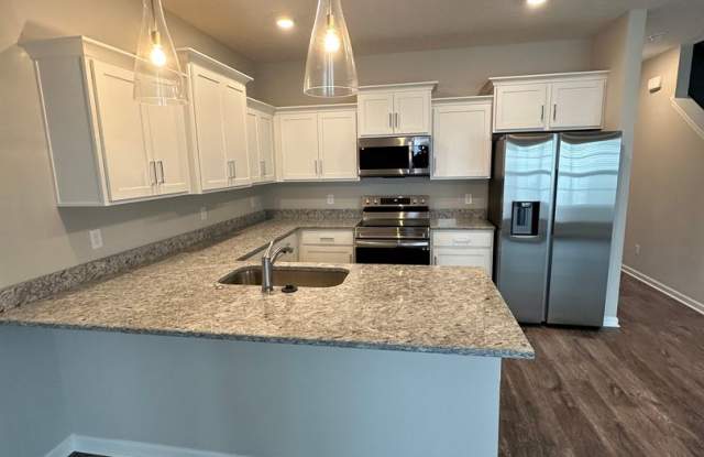 3 Bedroom 2.5 Bath Townhome in Murfreesboro! Gallery 3