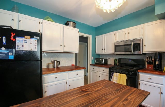 3015 Knox Ave N - 3015 North Knox Avenue, Minneapolis, MN 55411
