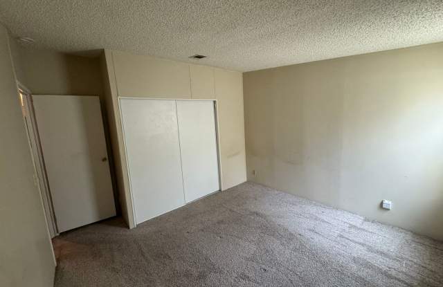 Charming (2BR/2BA) Home in 55+ Community – Lakeland, FL Gallery 2