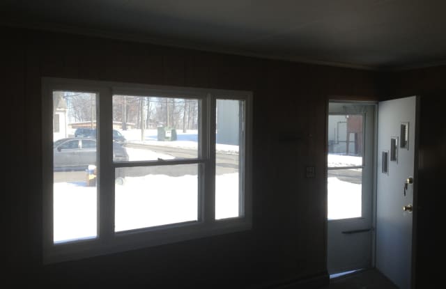 3730 Logan 2-Bedroom House Gallery 4