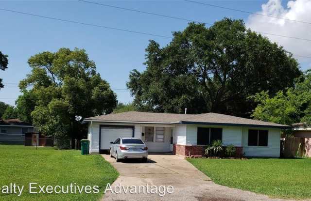 420 Robbie St. - 420 Robbie, La Marque, TX 77568