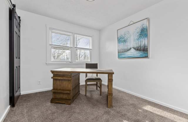 Scenic Hills Homes - 34 Midland Heights Circle, Midland, PA 15059