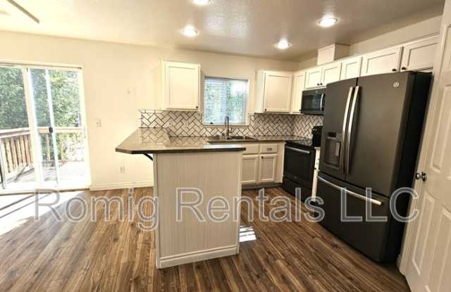 1817 Northeast 88th Circle Gallery 4