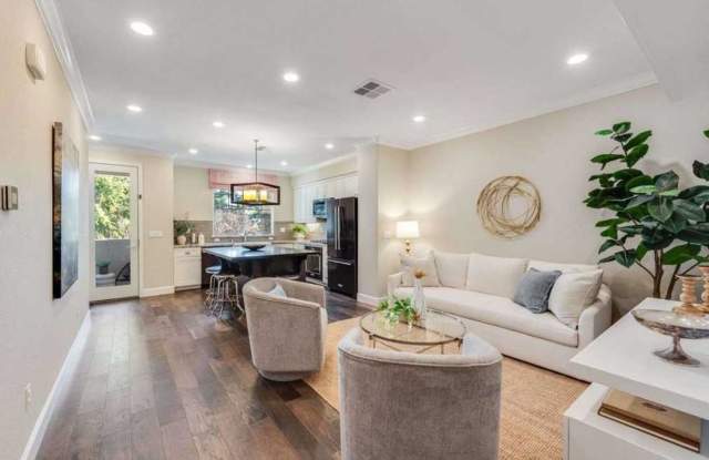 Luxury 3-Bed Townhouse in Hayward Just Built in 2019! photos photos