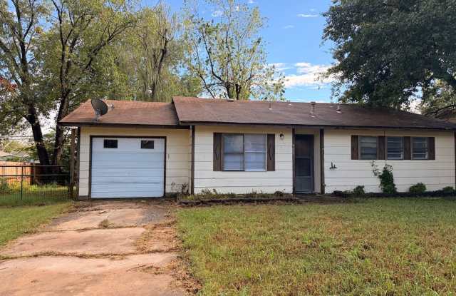 Broken Arrow Single Family Home for Rent 3 beds 2 bath Gallery 1