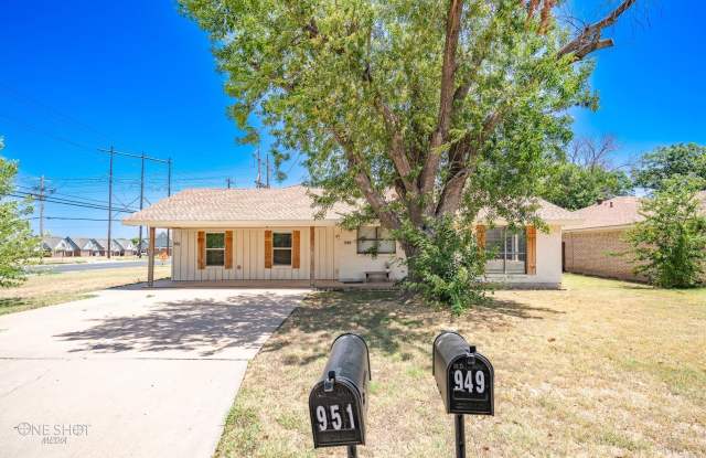 949 Kenwood Drive photos photos