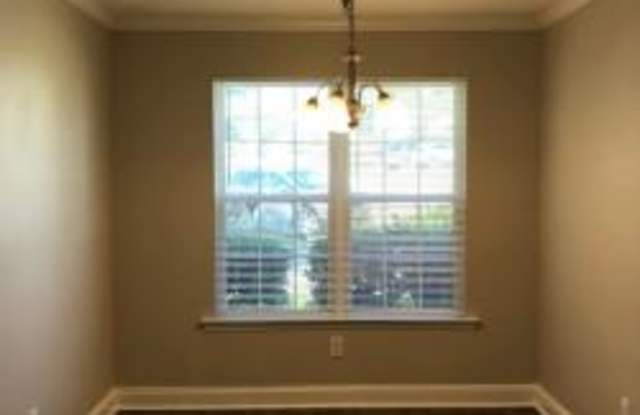 2208 Whitney South Court Gallery 4