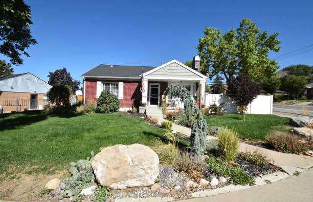 Great Basement Unit in Canyon Rim Neighborhood! All Utilities included! Gallery 3
